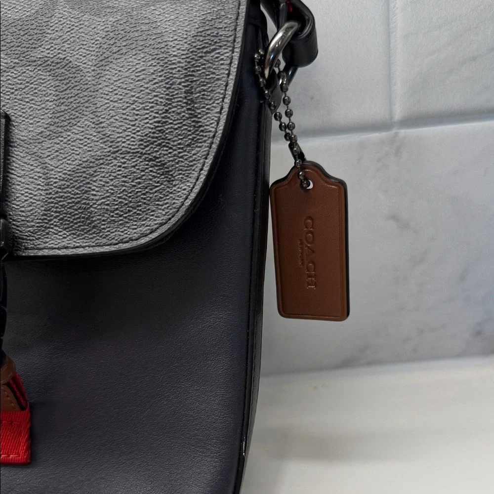 Coach Track Small Flap Crossbody bag - Picture 2 of 5